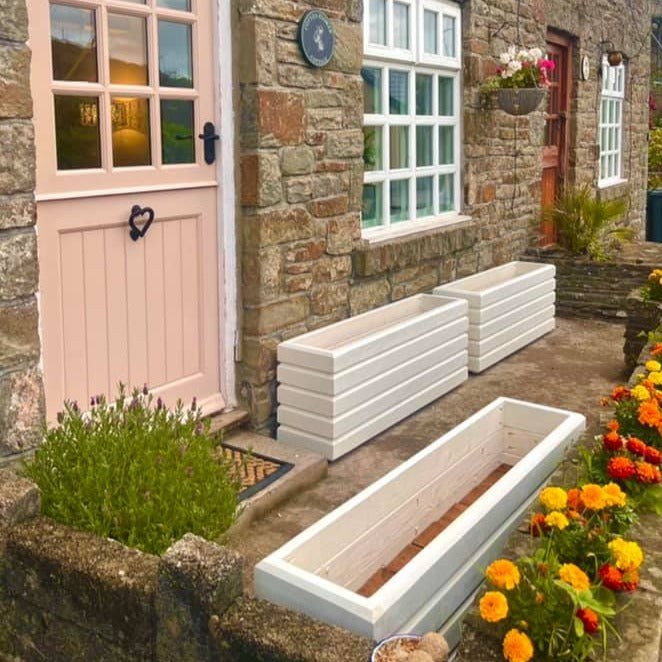 Pale Jasmine Cuprinol Garden Shades wood paint