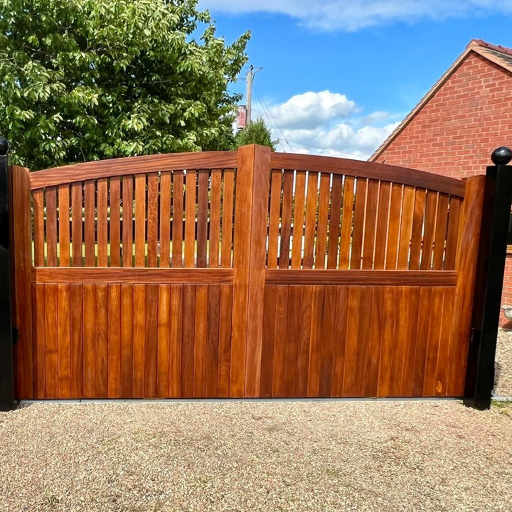 Dark Oak Gate Wood Stain Sikkens HLS Plus Dark Oak