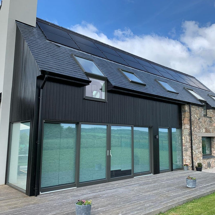 Ebony Cladding Log House Wood Stain Sikkens HLS Plus