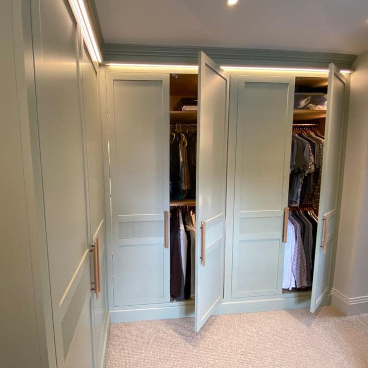 Tunsgate Green No. 250 Farrow & Ball Wardrobe Paint Colour