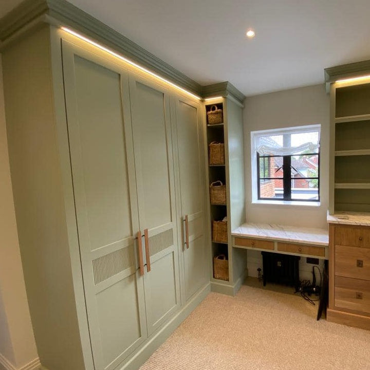 Tunsgate Green No. 250 Farrow & Ball Wardrobe Paint Colour