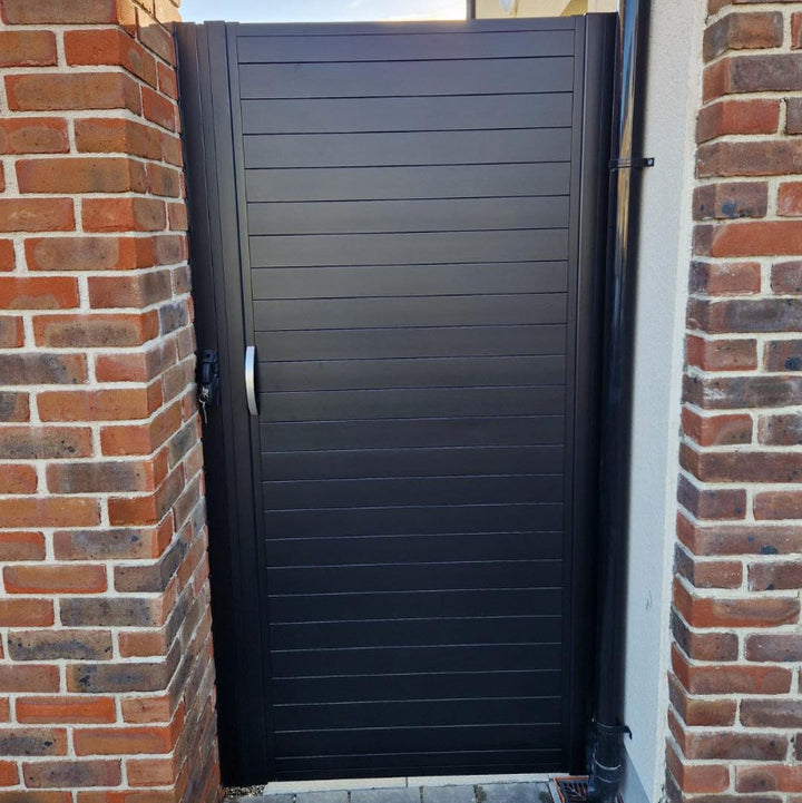 RAL 9005 Jet Black Gate Paint - Bradite