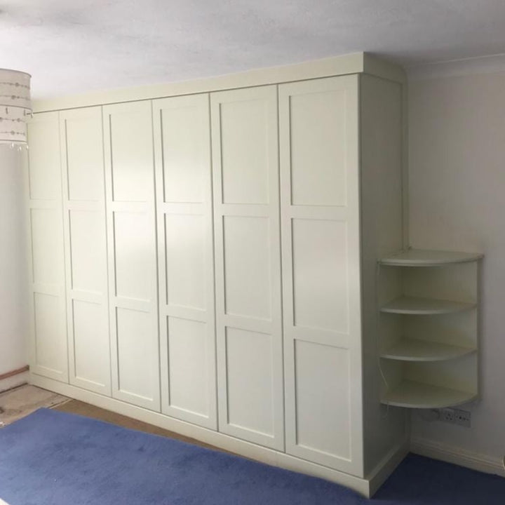 Tunsgate Green No. 250 Farrow & Ball Wardrobe Paint Colour