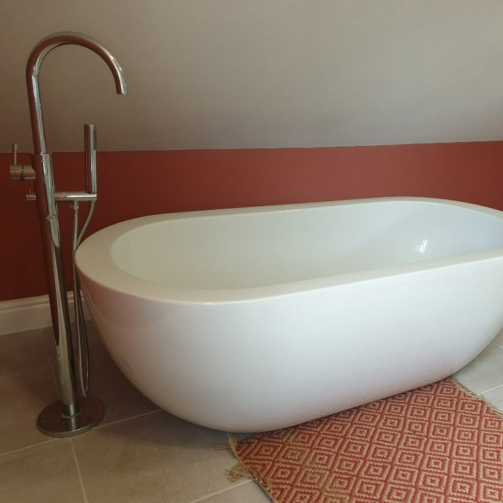 Little Greene Tuscan Red No. 140 is a deep red paint colour. Tuscan Red bathroom paint colour. Buy Little Greene paint online.