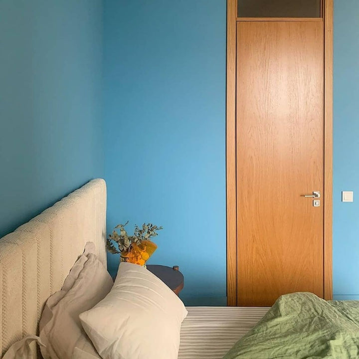 Little Greene Blue Verditer No. 104 is a beautiful blue paint colour. Blue bedroom paint colour. Buy Little Greene paint online.