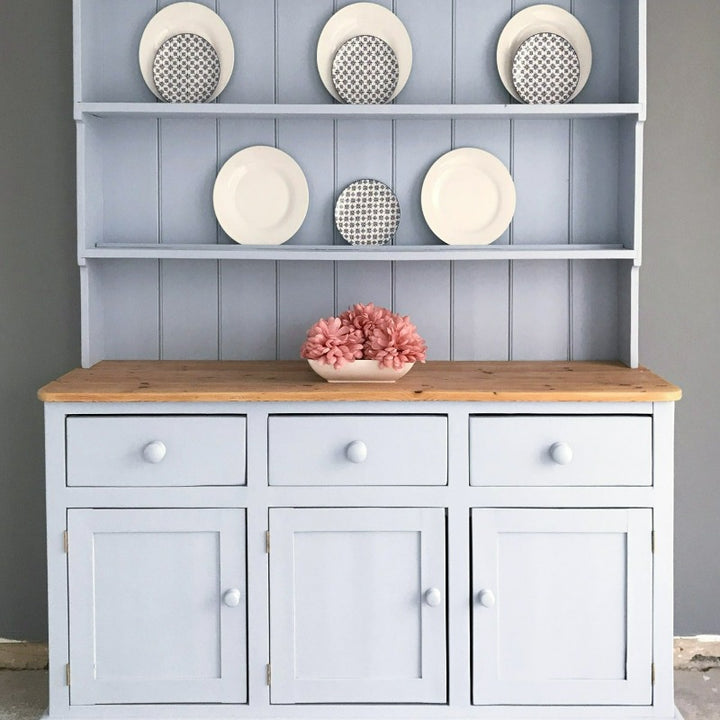 Little Greene Pale Wedgwood No. 249 is a beautiful light blue paint colour. Blue furniture paint colour. Buy Little Greene paint online.