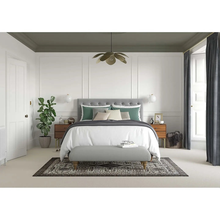 Mallow White - Dulux Heritage Paint Colour - Paint Online Ireland