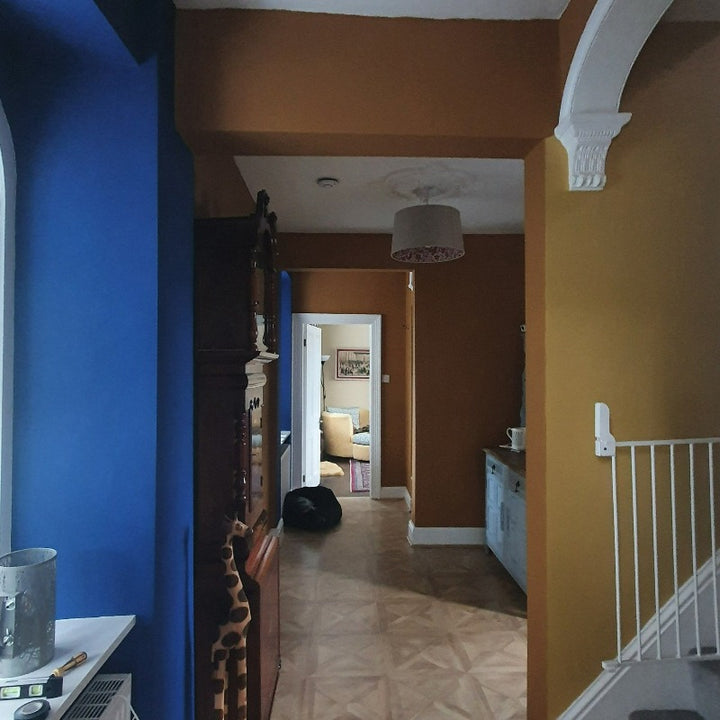 Little Greene Middle Buff No. 122 hallway kitchen room paint colour. Order Little Greene Middle Buff paint online in Ireland.