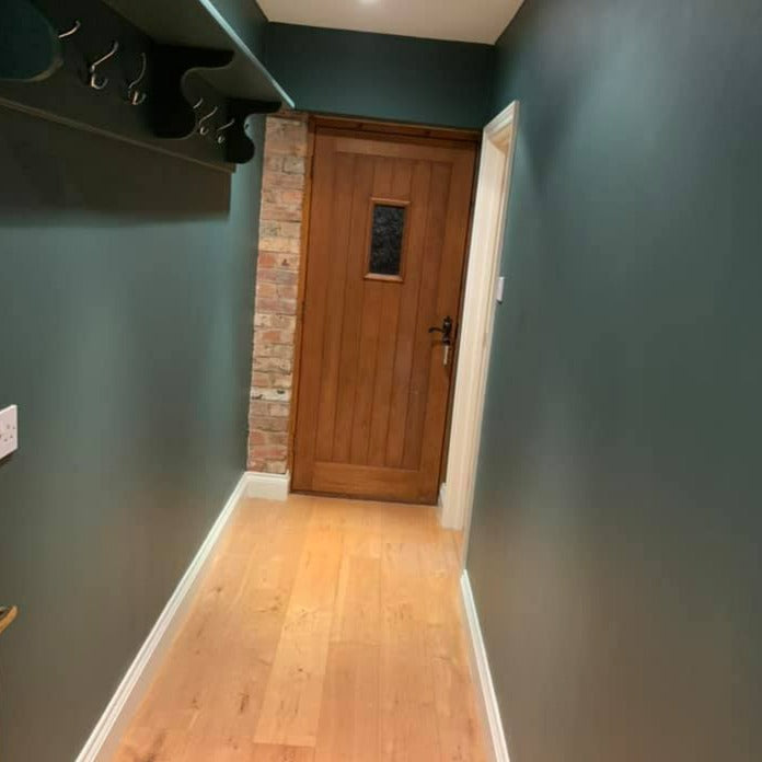 Little Greene Three Farm Green No. 306 is a rich dark deep green paint colour. Green hallway paint colour. Buy Little Greene paint online.