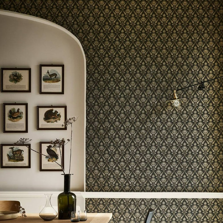 Little Greene Portland Stone No. 77 is a warm neutral paint colour that works beautifully both indoors and outdoors. Order Little Greene paint online in Ireland now. 