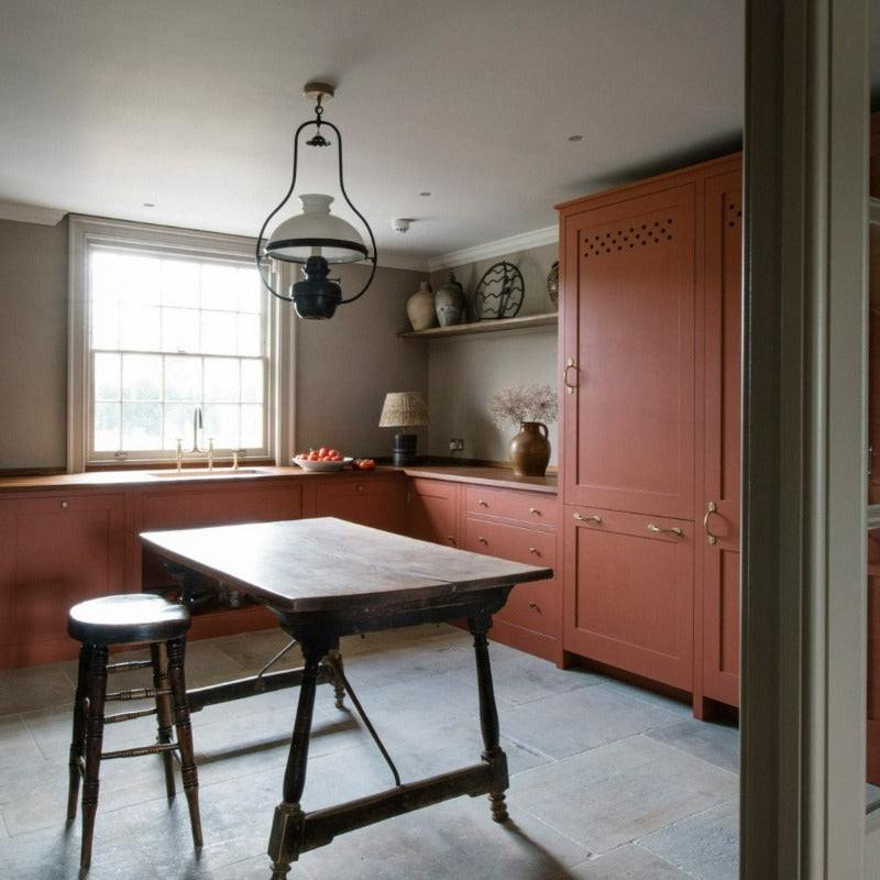 Little Greene Tuscan Red No. 140 is a deep red paint colour. Tuscan Red traditional kitchen paint colour. Buy Little Greene paint online.