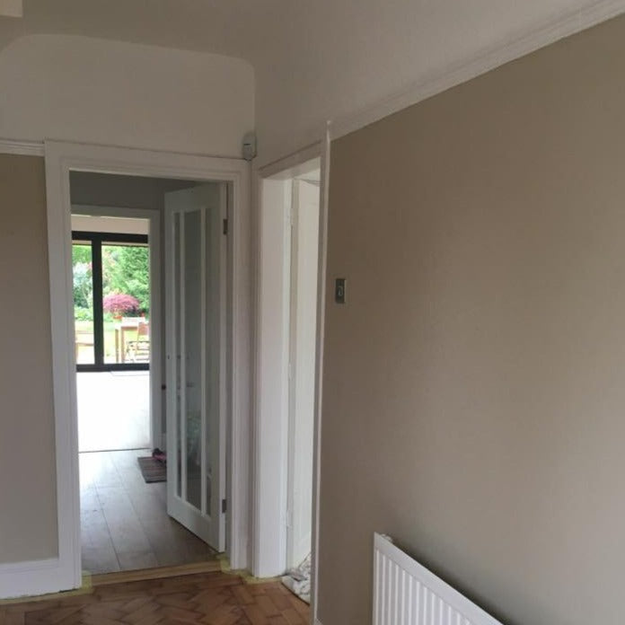 Little Greene Mushroom No. 142 Hallway Colour. A versatile taupe colour. Order Little Greene Mushroom 142 online in Ireland.