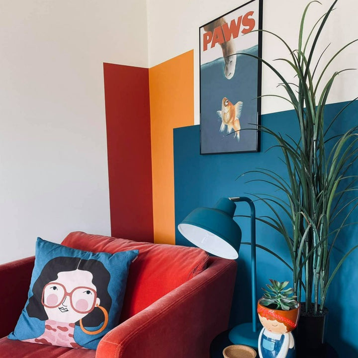 Little Greene Marine Blue No. 95 is a dark navy blue paint colour. Navy living room paint colour.Buy Little Greene Marine Blue paint online.