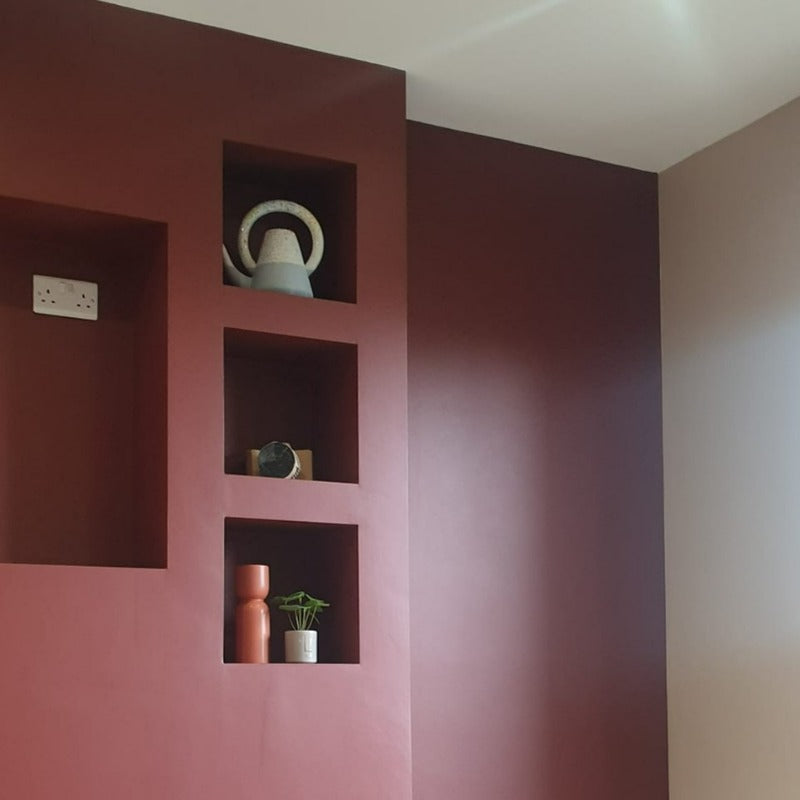 Little Greene Arras No. 316 is a deep, earthy red paint colour. Red feature wall paint colour. Buy Little Greene paint online.
