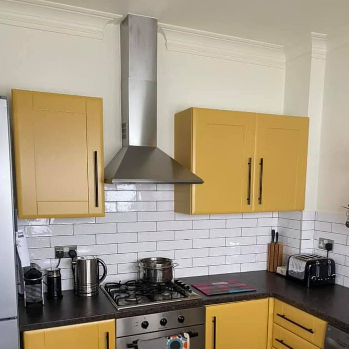 Little Greene White Lead No. 74 is a creamy white paint colour often used to accompany warm colours in country homes. Order Little Greene paint online in Ireland. 