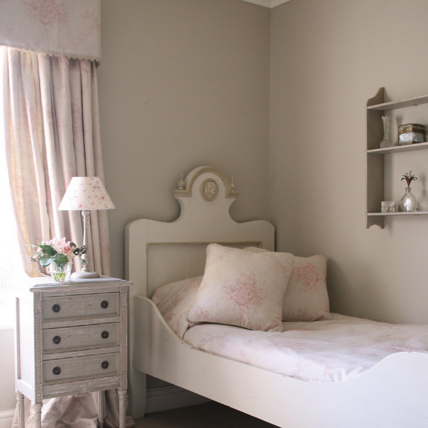 Stony Ground No. 211 Farrow & Ball Paint Colour - Bedroom Paint Colour - Paint Online Ireland