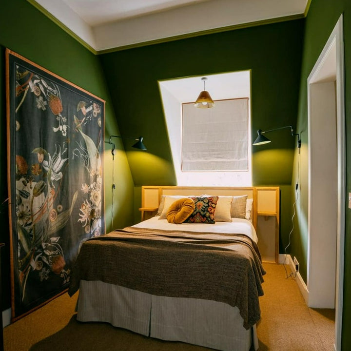 Little Greene Jewel Beetle No. 303 is a deep green paint colour. Jewel Beetle 303 bedroom paint colour. Buy Little Greene Jewel Beetle paint online.