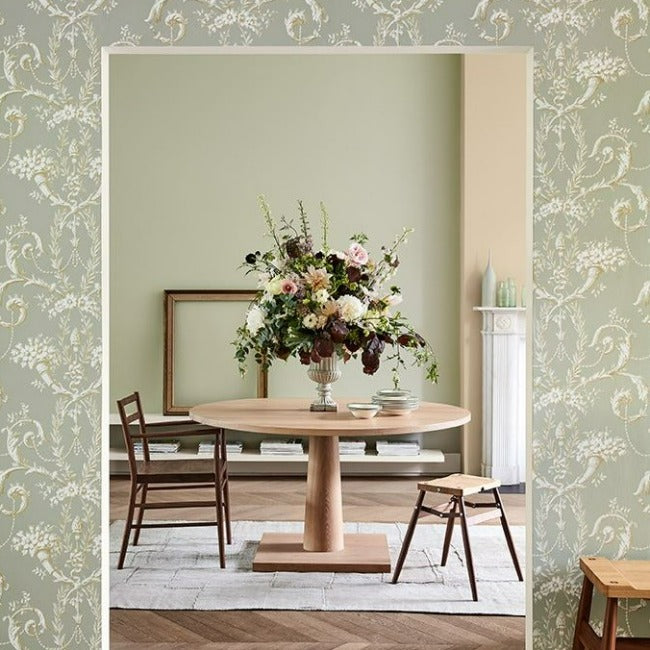 Little Greene Clay No. 39 is a warm neutral paint colour. Clay 39 works beautifully for modern and period interiors. Order Little Greene paint online in Ireland.
