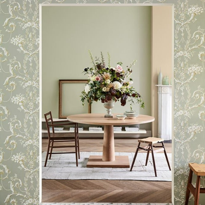 Little Greene Tracery II No. 78 is a refreshing green paint colour. Tracery II is a lush and uplifting choice for any room. Order Little Greene paint online in Ireland.