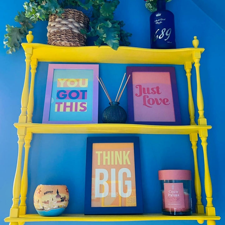 Little Greene Tivoli No. 206 is a beautiful blue paint colour. Tivoli 206 blue bedroom paint colour. Buy Little Greene Tivoli paint online.