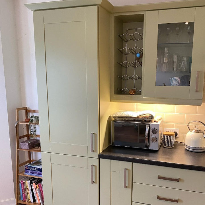Book Room Green 322 Little Greene paint colour. Green kitchen cabinet units paint colour. Buy Little Greene paint online.