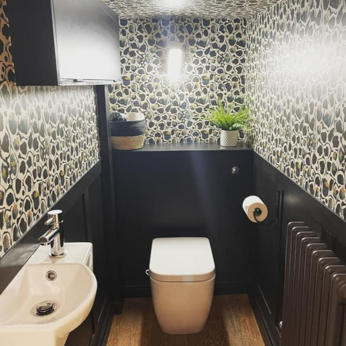 Little Greene Jack Black No. 119 is a beautiful black paint colour. Black bathroom panelling paint colour. Buy Little Greene paint online.