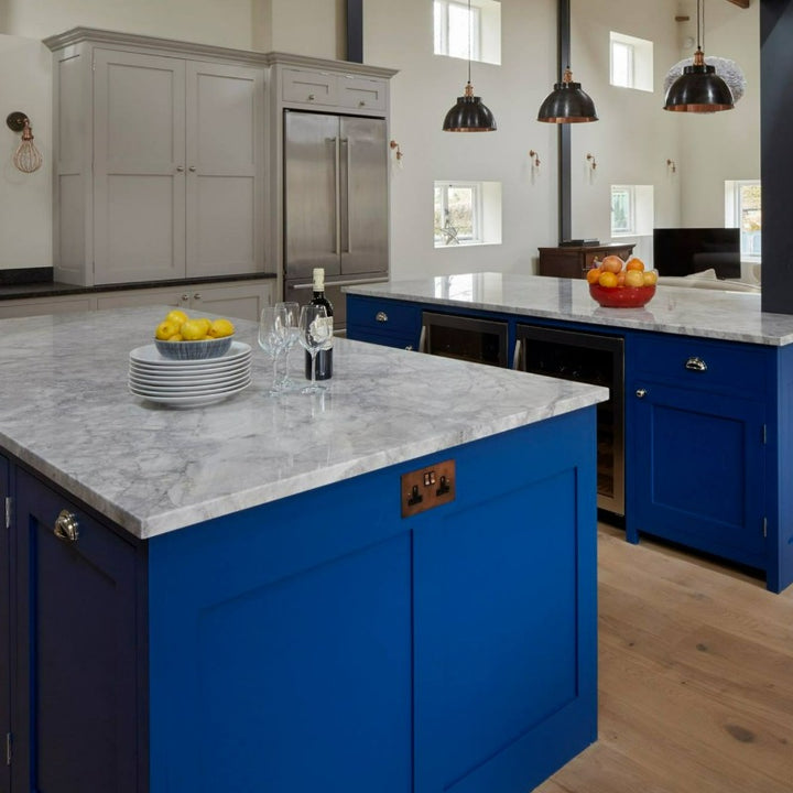 Little Greene Deep Space Blue No. 207 is a deep blue paint colour. Deep Space Blue kitchen paint colour. Buy Little Greene paint online.