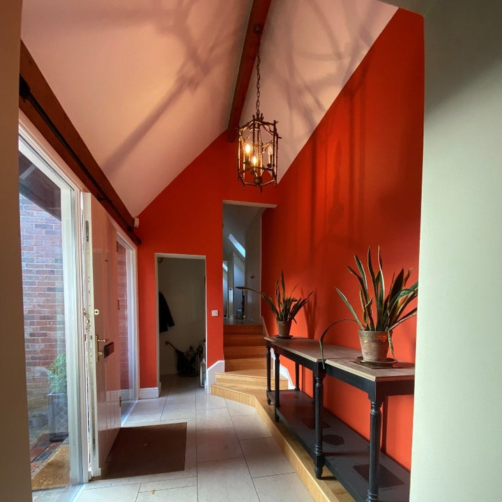 Charlotte's Locks by Farrow and Ball. Hallway paint colour from Paint Online. 