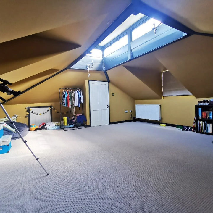 Little Greene Bassoon No. 336 has a deep-ochre undertone. Bassoon 336 is a bold and charming yellow paint colour. Order Little Greene paint online in Ireland.