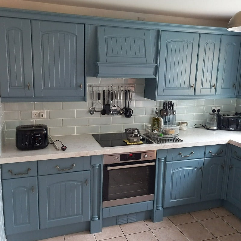 Little Greene Etruria No. 326 is an attractive blue paint colour with a slight hint of green. Little Greene Etruria 326 blue kitchen paint colour.