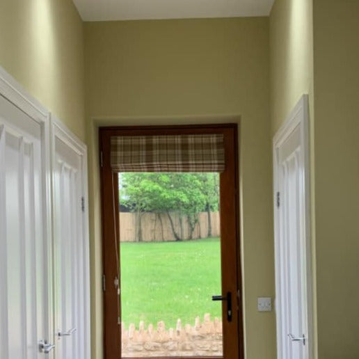 Little Greene Apple No. 137 is a beautiful yellow green paint colour. Buy Little Greene Apple 137 paint online.