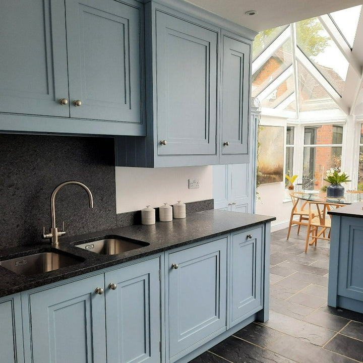 Little Greene Pale Wedgwood No. 249 is a beautiful light blue paint colour. Blue kitchen paint colour. Buy Little Greene paint online.