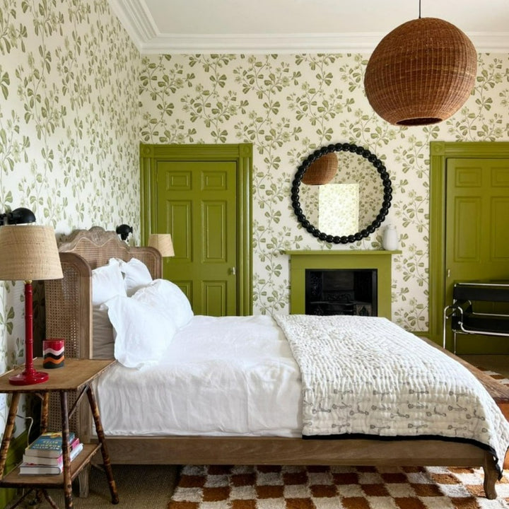 Little Greene Citrine No. 71 is a moss green paint colour. Green door paint colour. Buy Little Greene Citrine paint online.