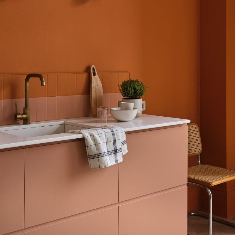 Roben's Honour Paint And Paper Library kitchen cabinet paint colour from Paint Online