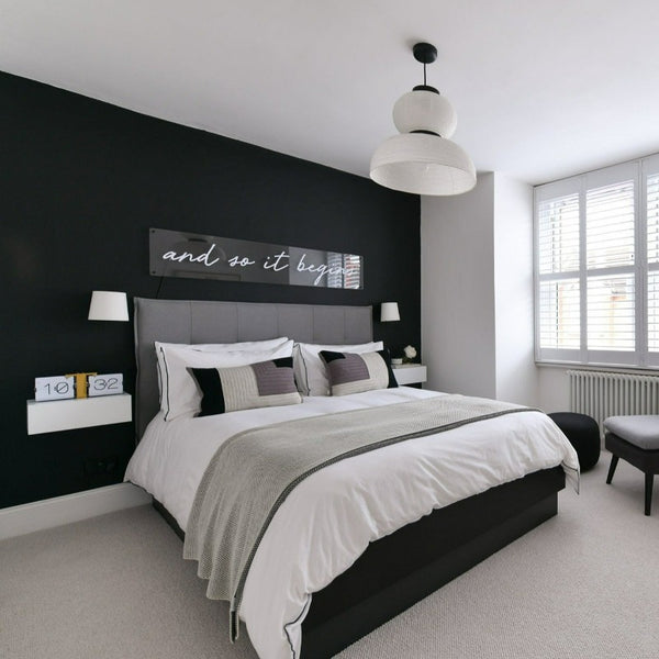 Little Greene Jack Black No. 119 is a beautiful black paint colour. Black bathroom paint colour. Buy Little Greene paint online.