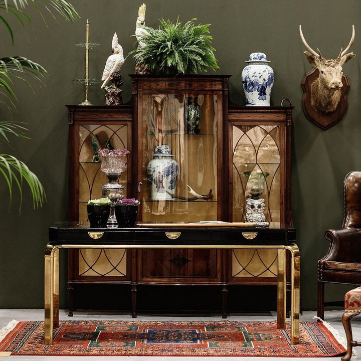 Bofin Fern Fleetwood Paints Vogue Collection. Green paint colour from Paint Online. 