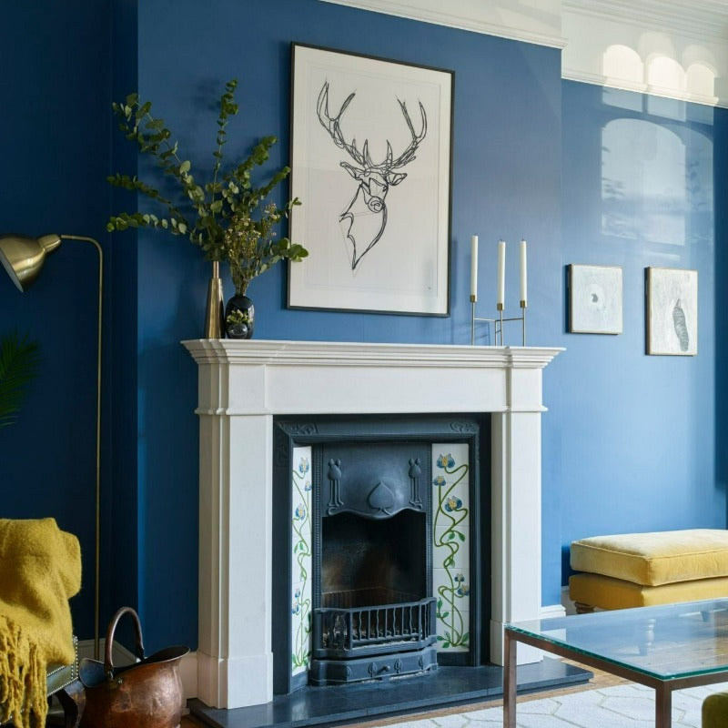 Little Greene Woad No. 251 is a charming muted indigo blue paint colour. Navy blue living room paint colour. Buy Little Greene paint online.
