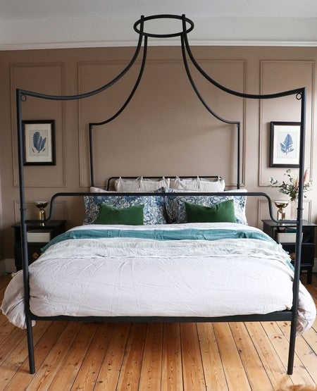 London Stone No. 6 Farrow & Ball Paint Colour - Paint Online - Bedroom Paint Colour - Paint Online Ireland