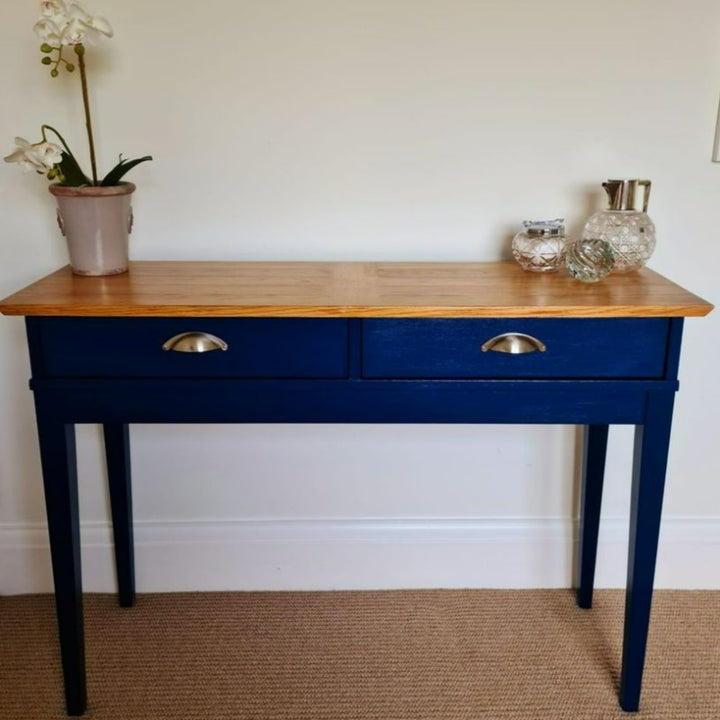 Little Greene Royal Navy No. 257 is a dark blue paint colour. Navy blue furniture paint colour. Buy Little Greene paint online.