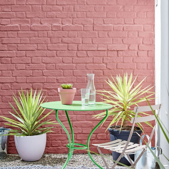 Little Greene Ashes of Roses No. 6 is a soft red paint colour that offers a brown undertone for a sophisticated depth. Order Little Greene paint online in Ireland. 