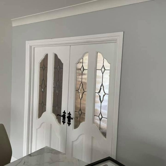 Dapple Grey - Dulux Paint Colour - Dulux Easycare Washable Matt Paint