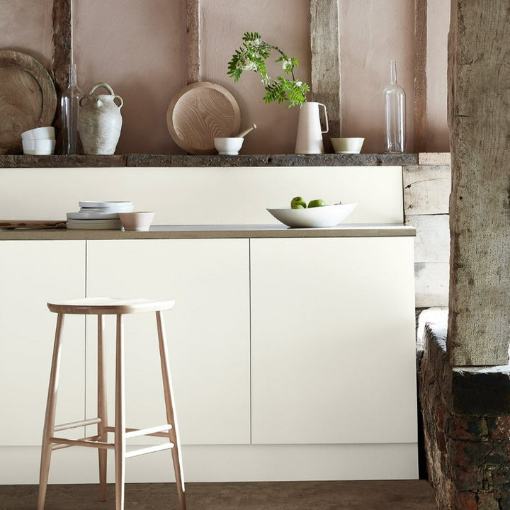 Little Greene Flint No 236. Order Little Greene paint online in Ireland now. Little Greene Flint No. 236 is a sophisticated warm white paint colour.