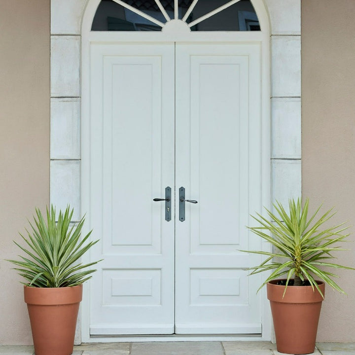 Little Greene Hammock No. 38 is a beautiful warm, taupe paint colour. Order this beige Little Greene paint colour online in Ireland.