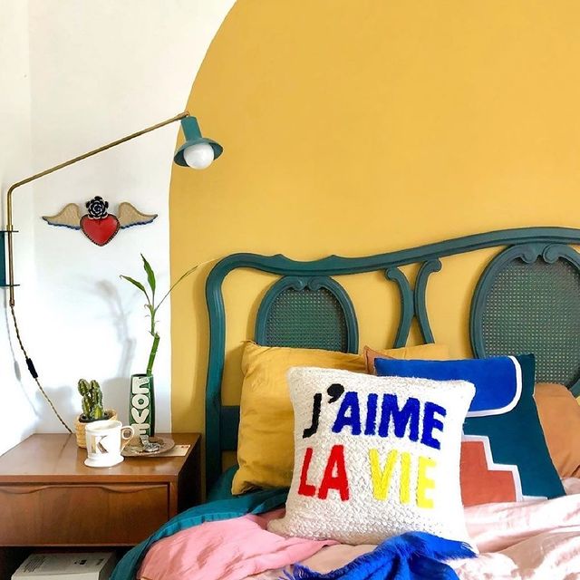 Farrow & Ball India Yellow No. 66 - Farrow and Ball Paint Colour - Bedroom Colour - Paint Online Ireland