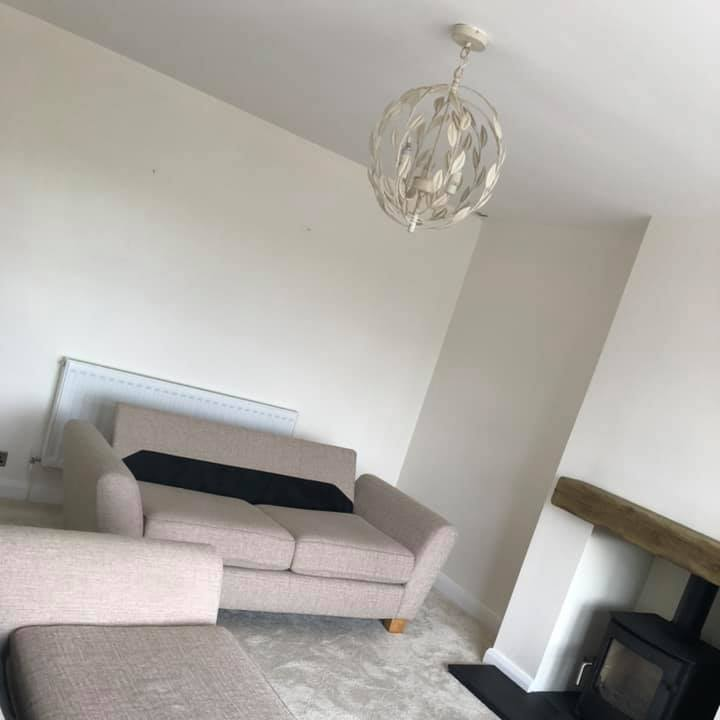 Jasmine White - Dulux Paint Colour - Buy Paint Online