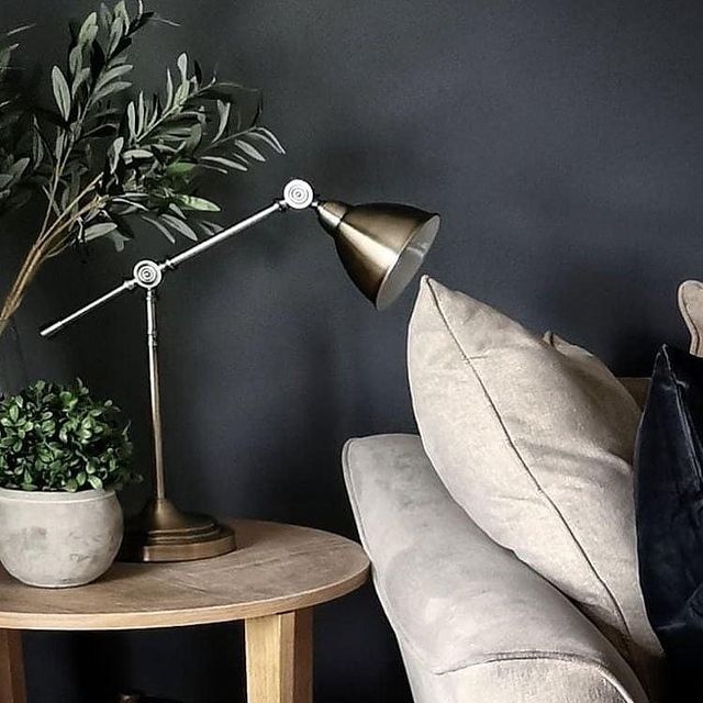 Kensington Grey Dark Fleetwood Vogue Collection from Paint Online