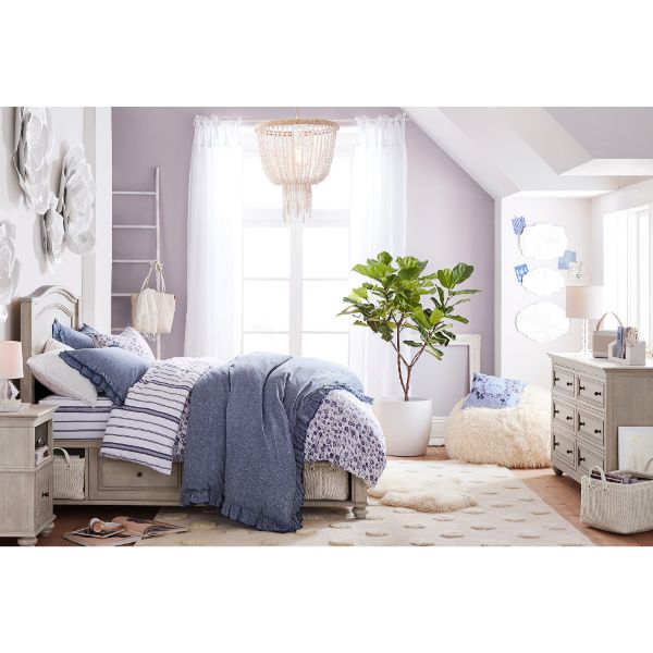 Lilac Hush Fleetwood Paints - Popular Colours Collection by Paint Online