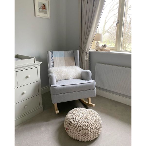 Meribel Fleetwood Paints Vogue Collection