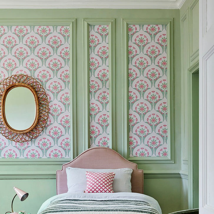 Little Greene Pea Green No. 91 is fresh and playful green paint colour with a restful tone.  Buy Little Greene Pea Green 91 paint online.