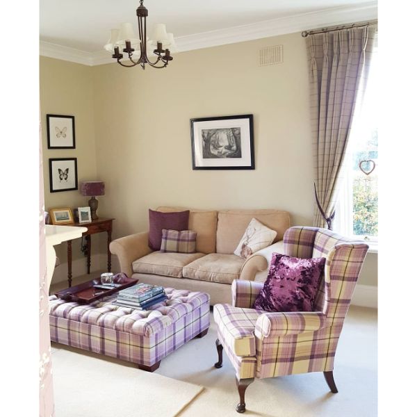 Rich Cream Colourtrend Paint from Paint Online